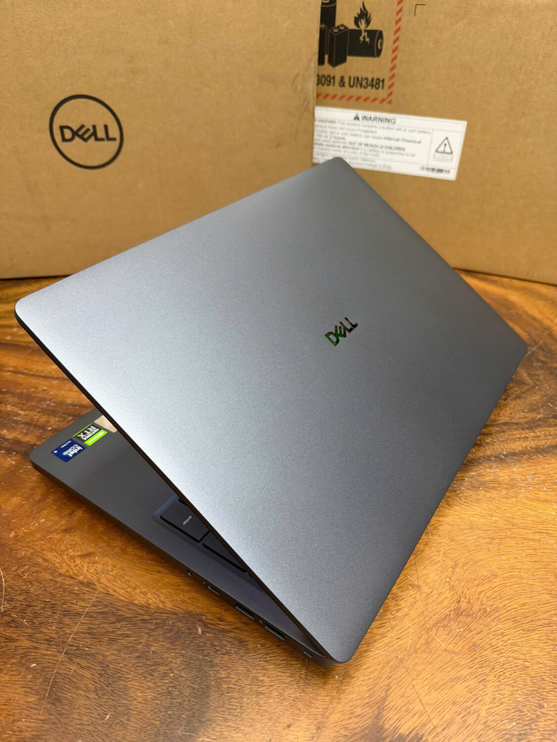 Dell Pro Max 16 Plus lid view
